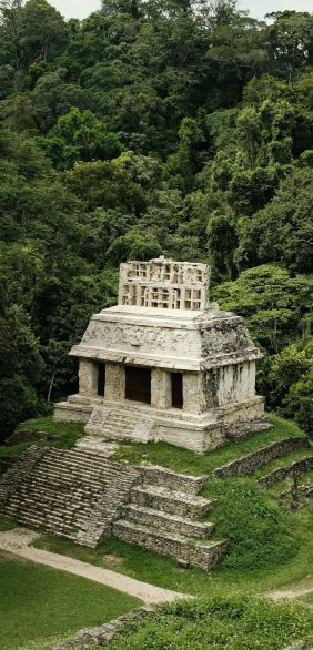 pexels-adriendrj-28949665